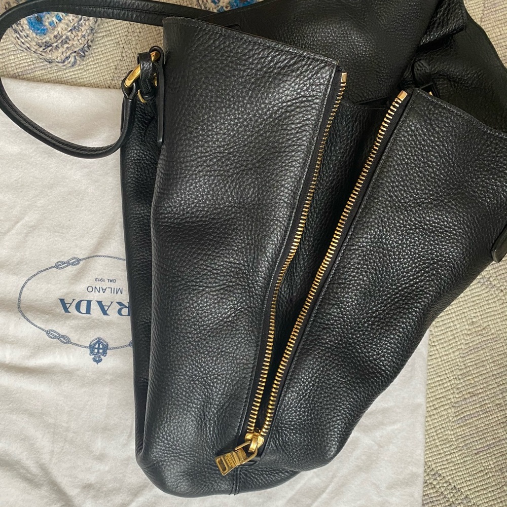 Prada black leather bag - Picture 7 of 12